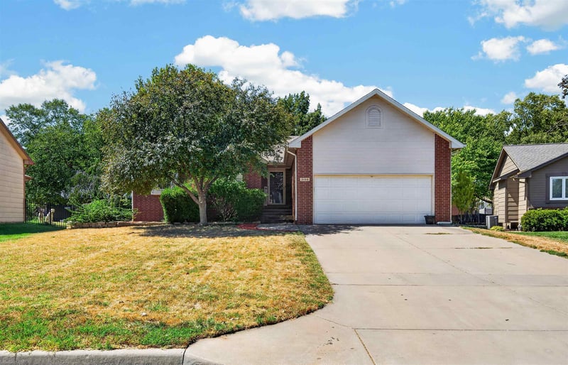 3105 N Tee Time, Wichita, KS 67205