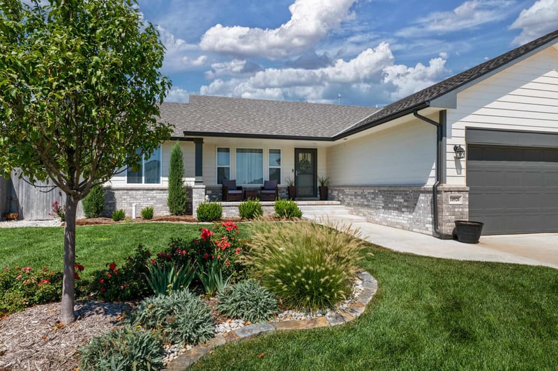 10926 W Cedar Ln, Maize, KS 67101