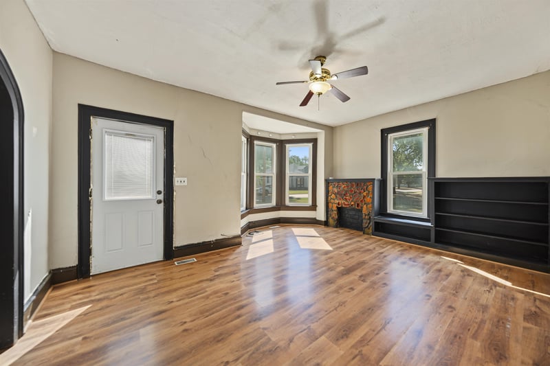 213 N Swedonia St, Marquette, KS 67464