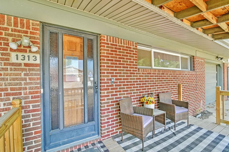1313 W Brady, Wichita, KS 67204