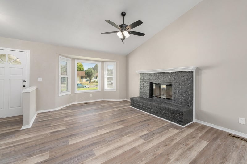 523 W Maywood St, Wichita, KS 67217