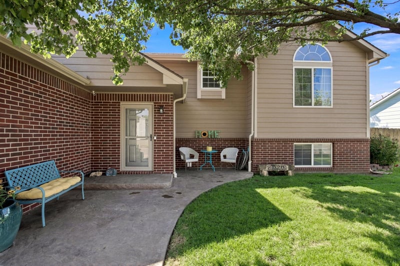 10205 W Haskell, Wichita, KS 67209