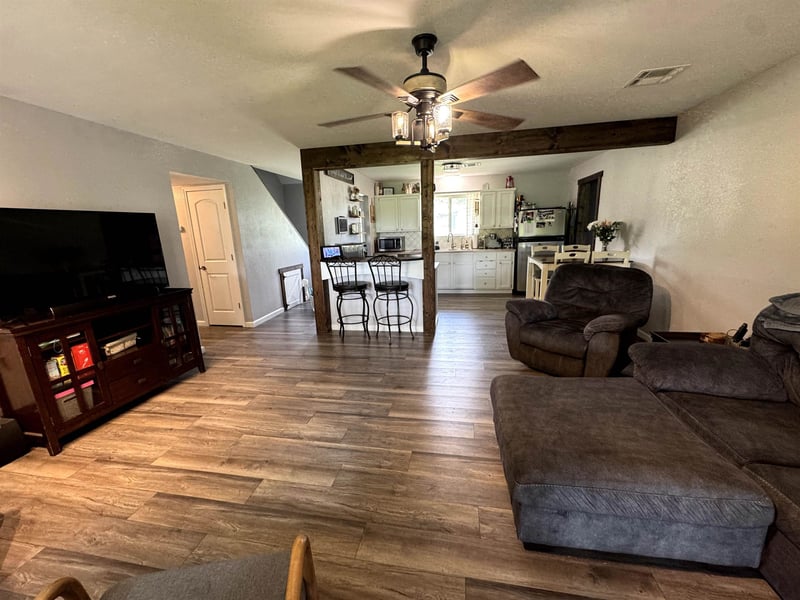 1021 Mccaskey Dr, Rose Hill, KS 67133
