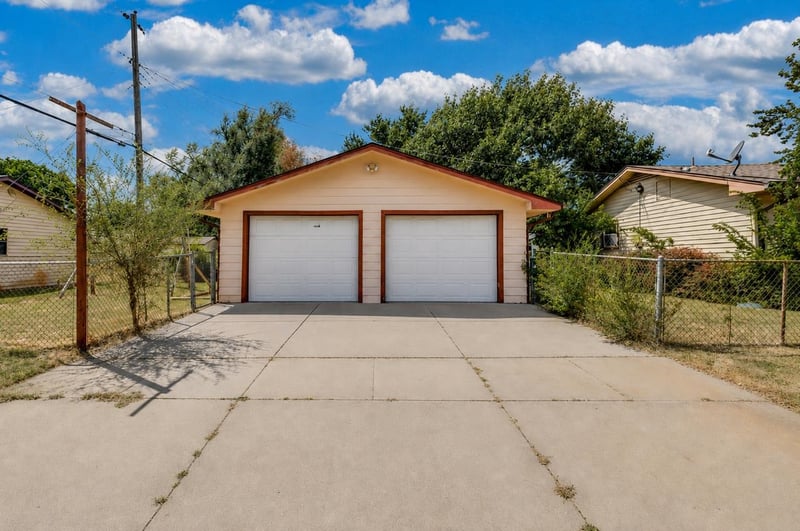 1501 W Lotus St, Wichita, KS 67213