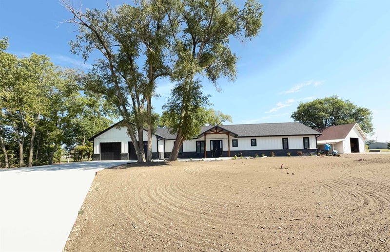 115 E 20th, Beloit, KS 67420