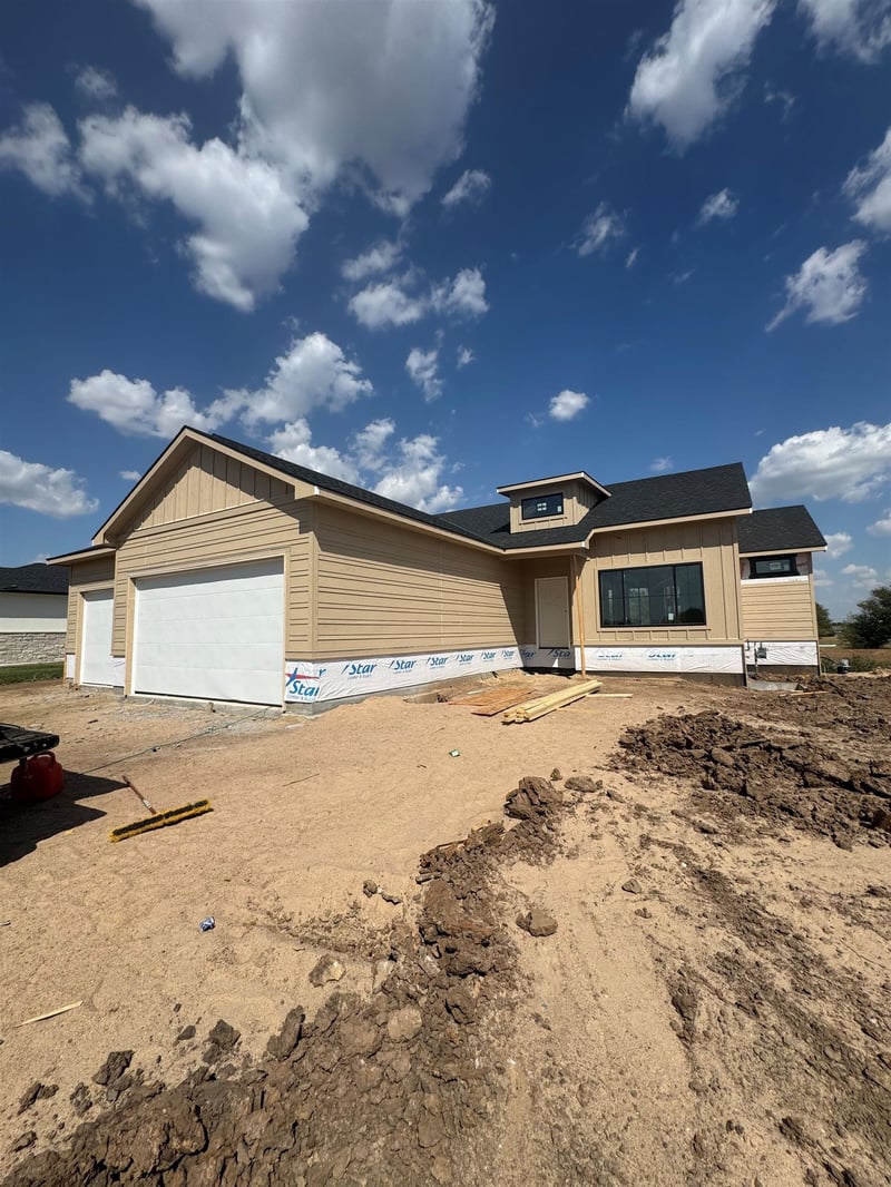 942 N Main, Goddard, KS 67052