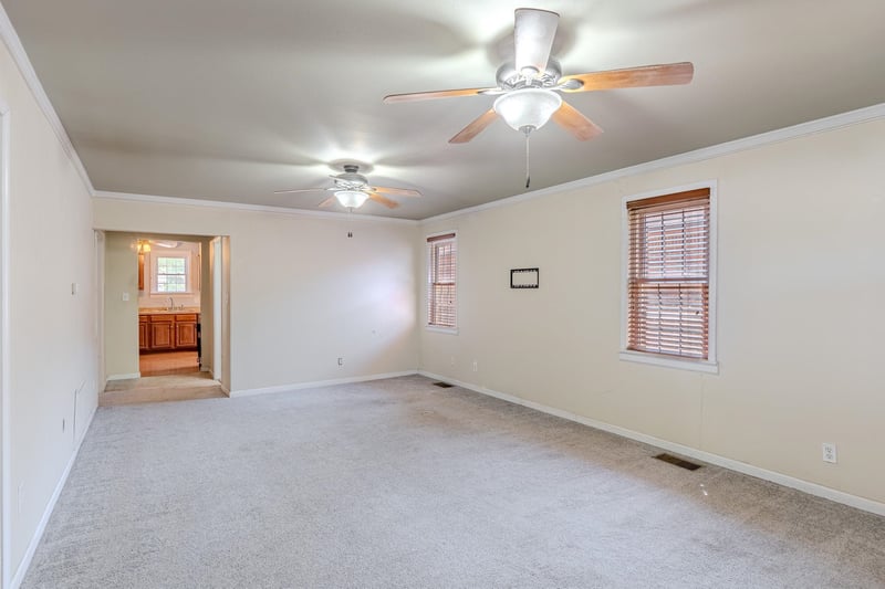 1530 Frankfort, Winfield, KS 67156