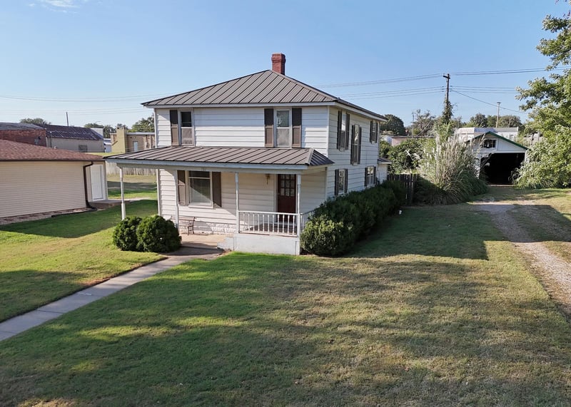 107 E Bartlett St, Clifton, KS 66937