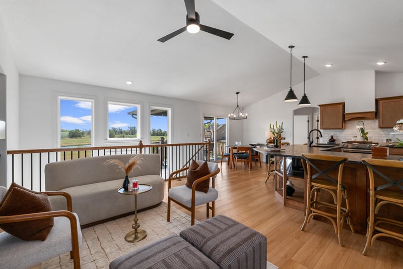 5484 N Toben Dr, Bel Aire, KS 67226