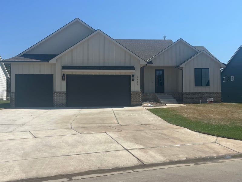 8436 W Pebble, Maize, KS 67101