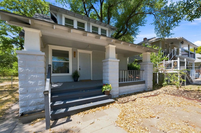 445 N Dodge, Wichita, KS 67203