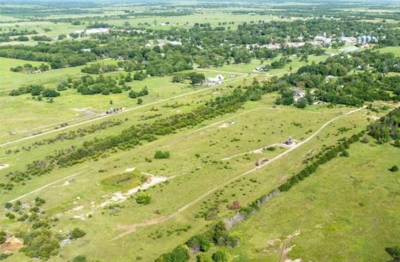 1672 8th, Severy, KS 67137