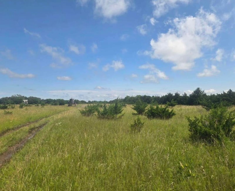1672 8th, Severy, KS 67137