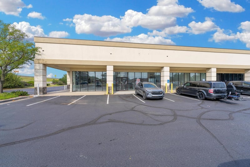 3411 N Rock Rd, Wichita, KS 67226