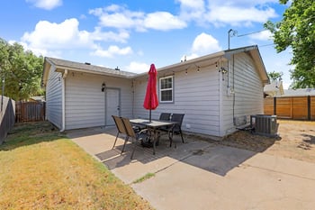 405 N Young St, Wichita, KS 67212