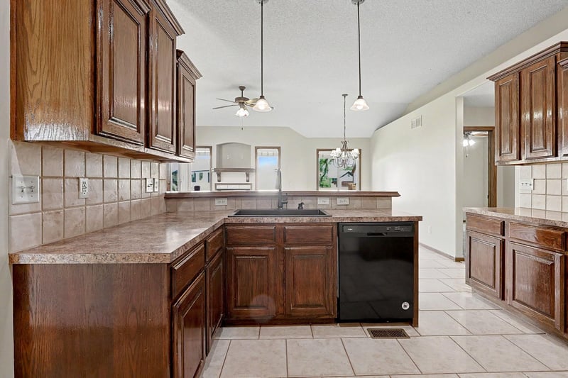 3412 N Ridge Port, Wichita, KS 67205