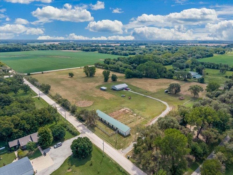 1183 E 120th, Belle Plaine, KS 67013