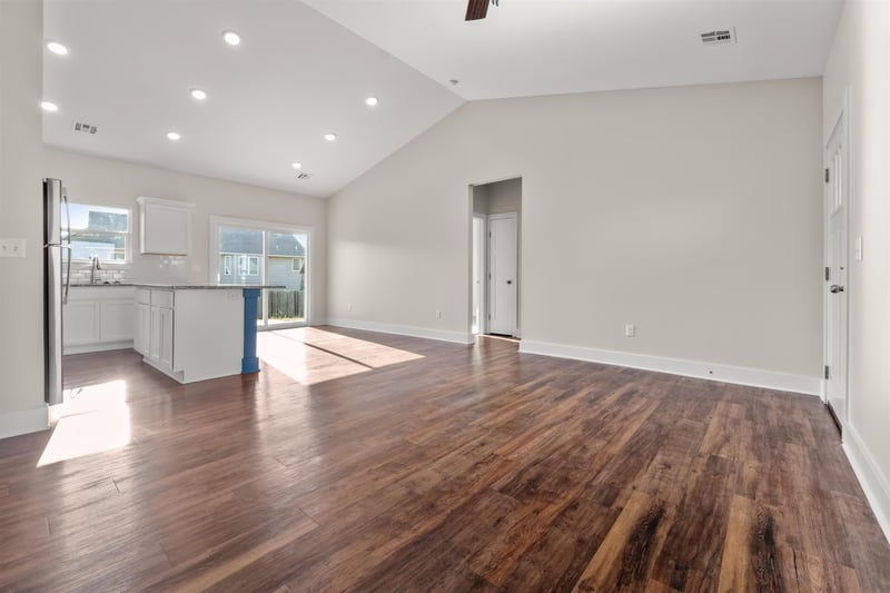316 N Deer Run Ave, El Dorado, KS 67042