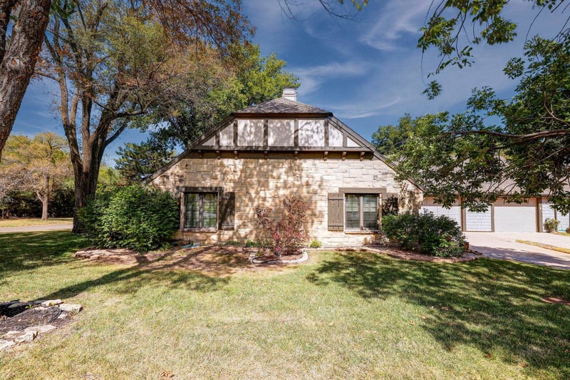 801 Spey, Winfield, KS 67156