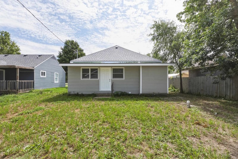 305 S Reno, Burrton, KS 67020