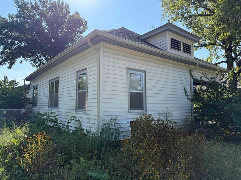 612 N Oak, Eureka, KS 67045