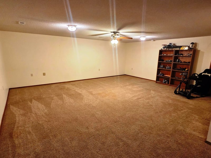 212 Sheffield, Newton, KS 67114