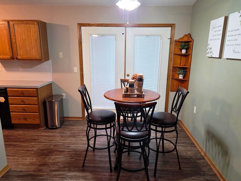 212 Sheffield, Newton, KS 67114