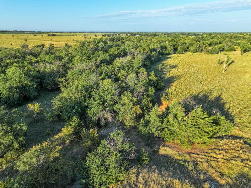 504 SW Hunter Rd, Towanda, KS 67144