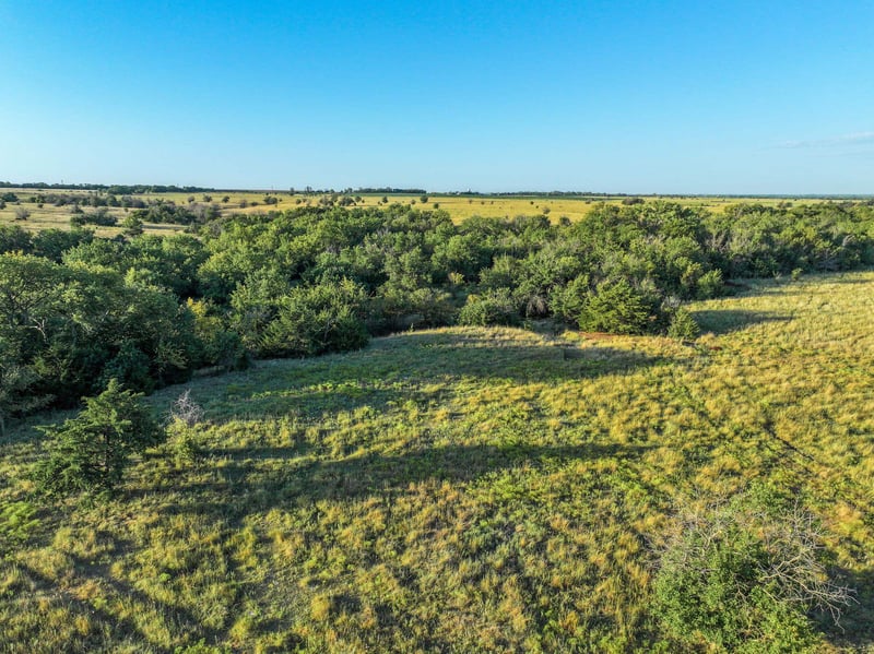 504 SW Hunter Rd, Towanda, KS 67144