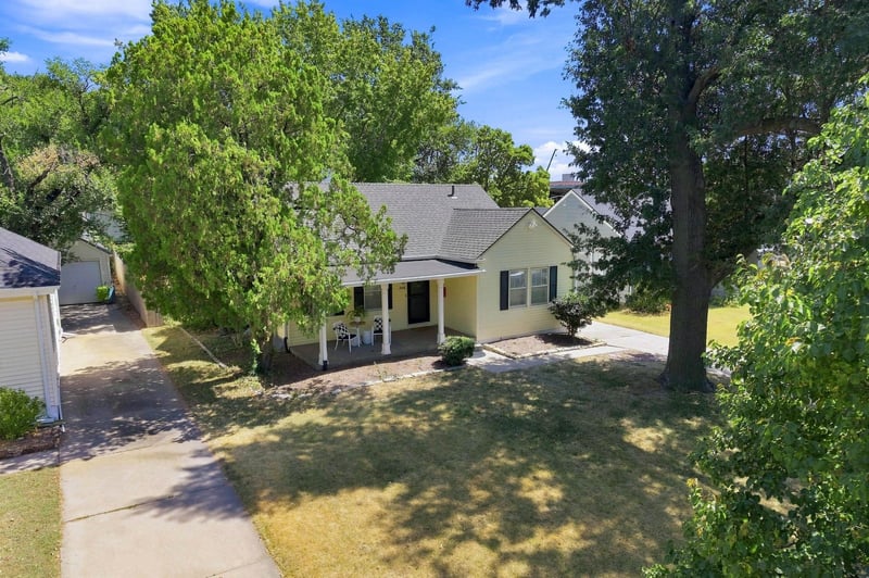 248 S Pinecrest St, Wichita, KS 67218-1619