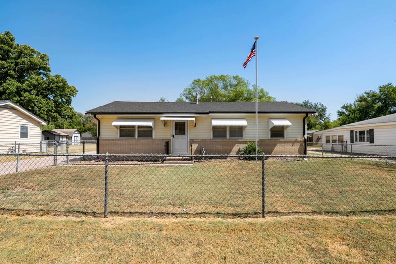 758 N Doris, Wichita, KS 67212