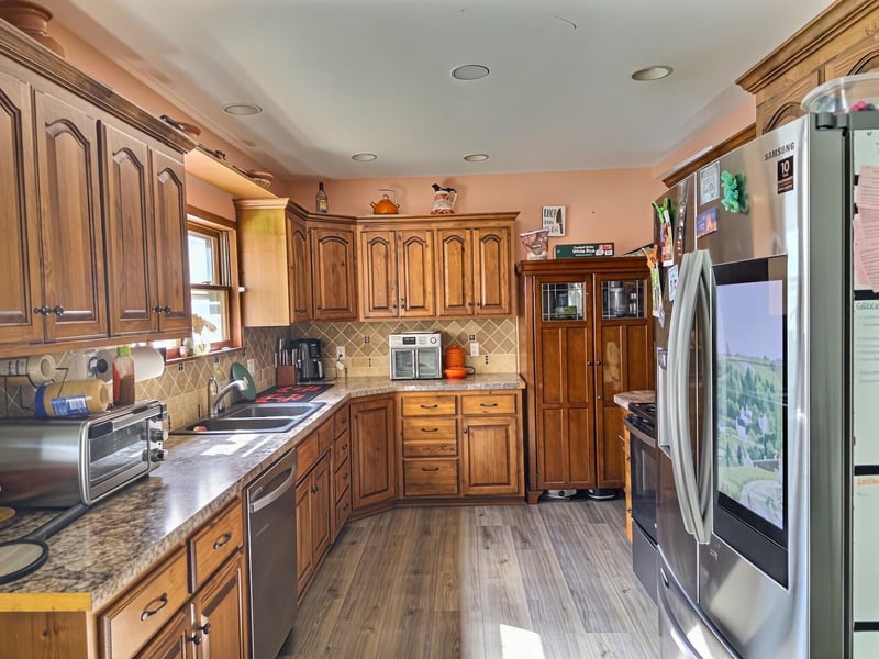 407 E 8th, Newton, KS 67114