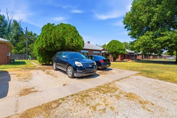 2537 S Ellis Ave, Wichita, KS 67216
