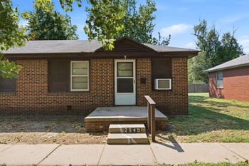 2549 S Ellis Ave, Wichita, KS 67216