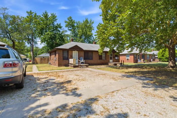 2549 S Ellis Ave, Wichita, KS 67216