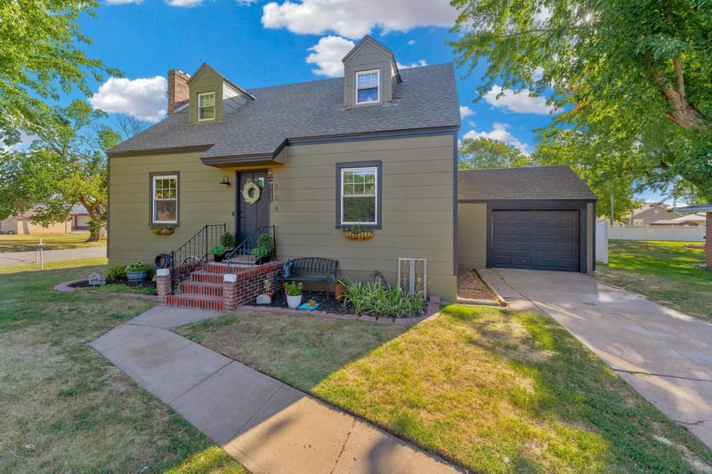 328 Filmore St, Cheney, KS 67025