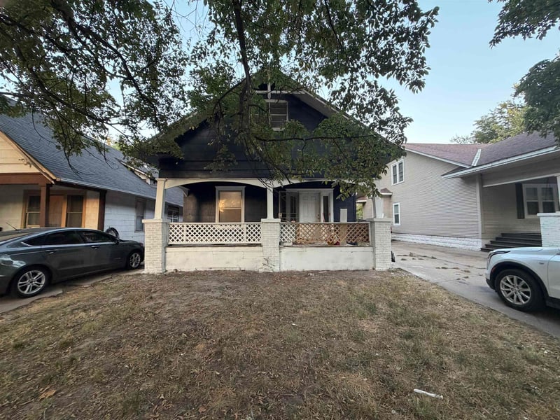 1424 S Main St, Wichita, KS 67213