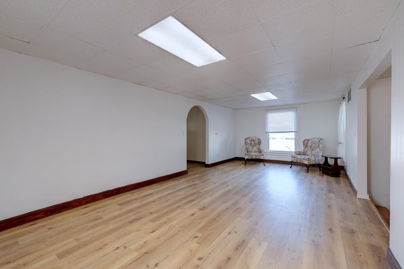 603 E 9th, Winfield, KS 67156