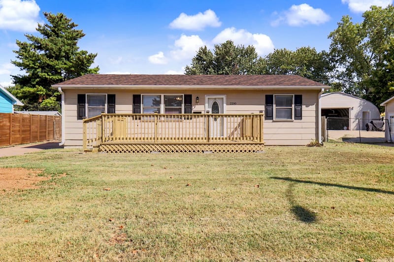2200 E 53rd, Wichita, KS 67216