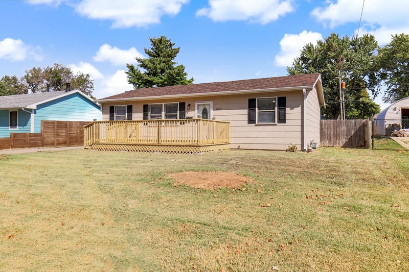2200 E 53rd, Wichita, KS 67216