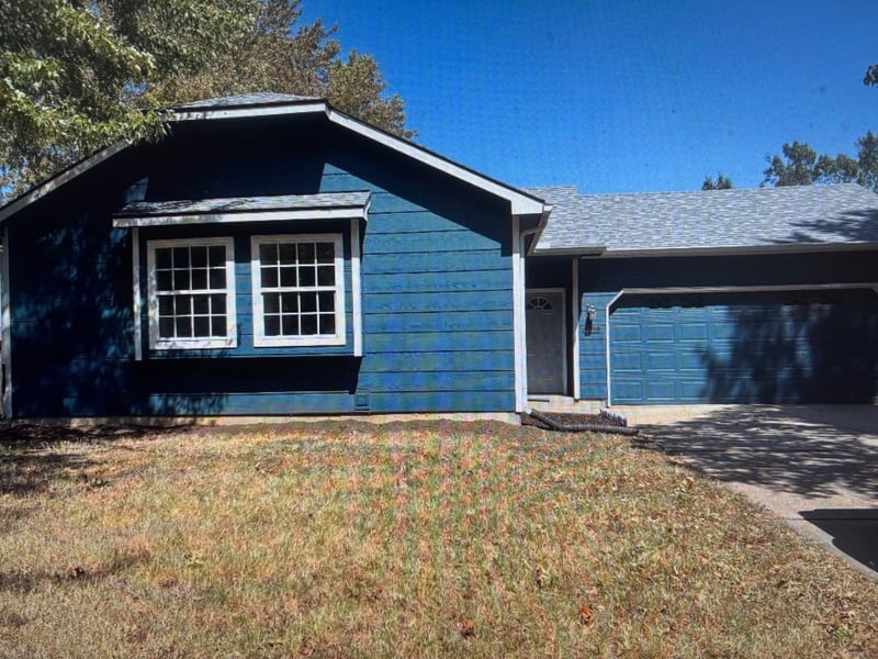5810 W 37th St S, Wichita, KS 67215