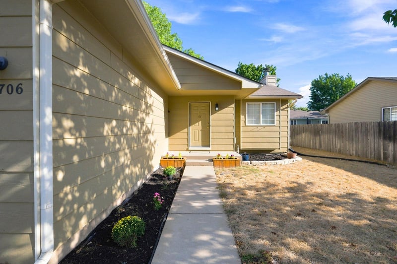 11706 W Westport, Wichita, KS 67212