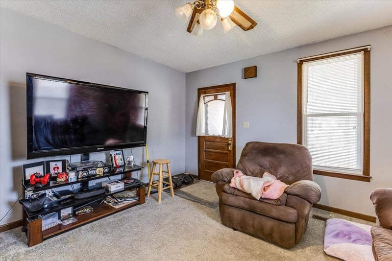 501 Old Main St, Newton, KS 67114