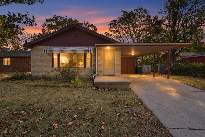 1568 N Harvard Ave, Wichita, KS 67208