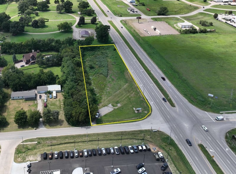 0000 Hwy 24, Manhattan, KS 66502