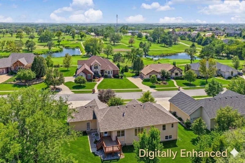 2213 Pinecrest Cir, Salina, KS 67401