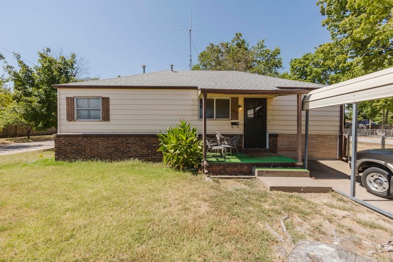2057 S Santa Fe St, Wichita, KS 67211