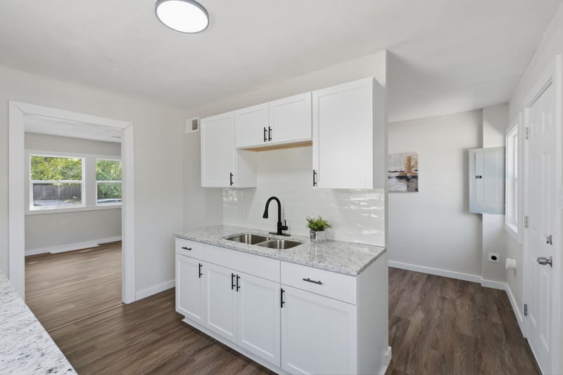 2525 N Lorraine Ave, Wichita, KS 67219