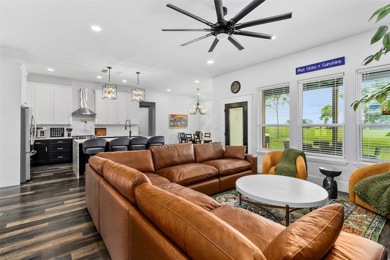 7 Silver Spur Dr, Mt Pleasant, TX 75455