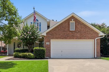 121 Blue Bonnet Cir, Justin, TX 76247